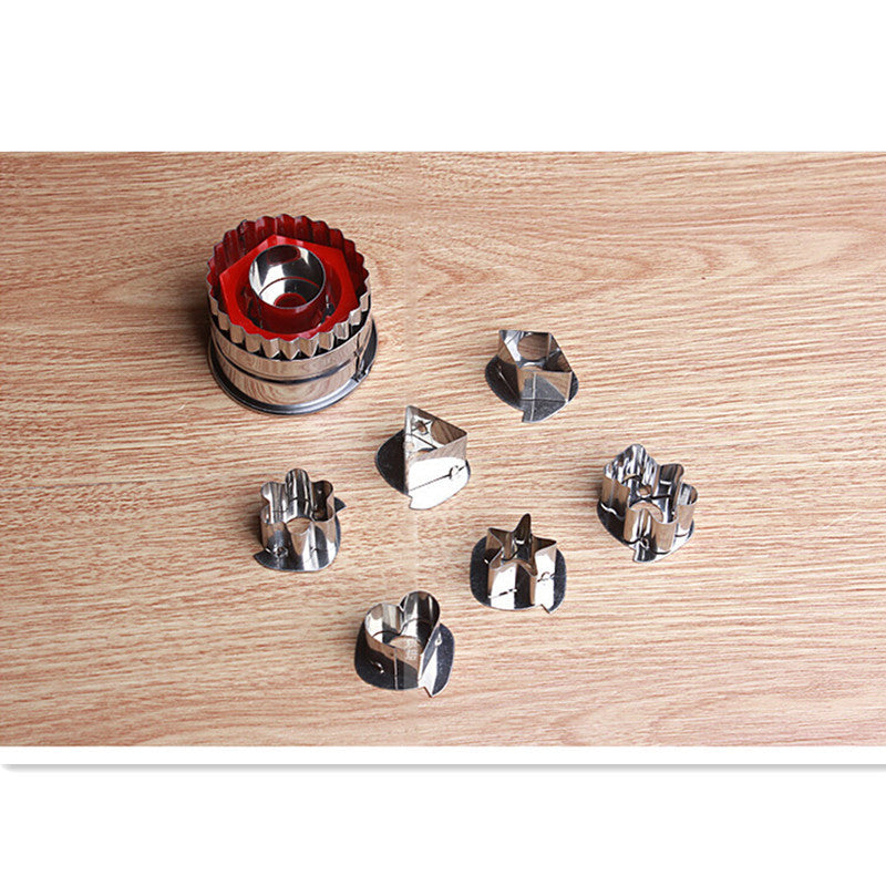 Stainless steel vegetable and fruit cutter